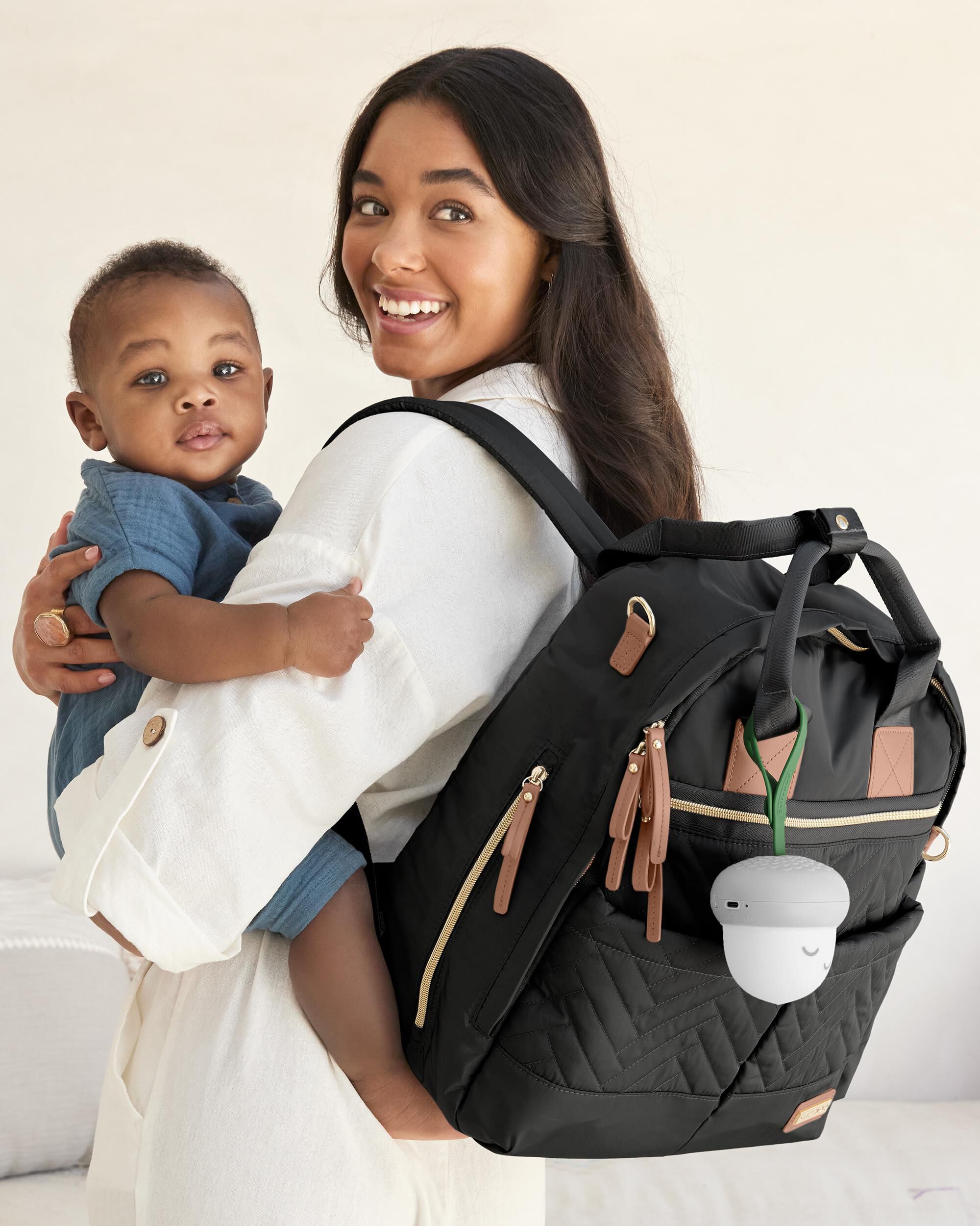 Skip hop suite 6 piece shop diaper bag