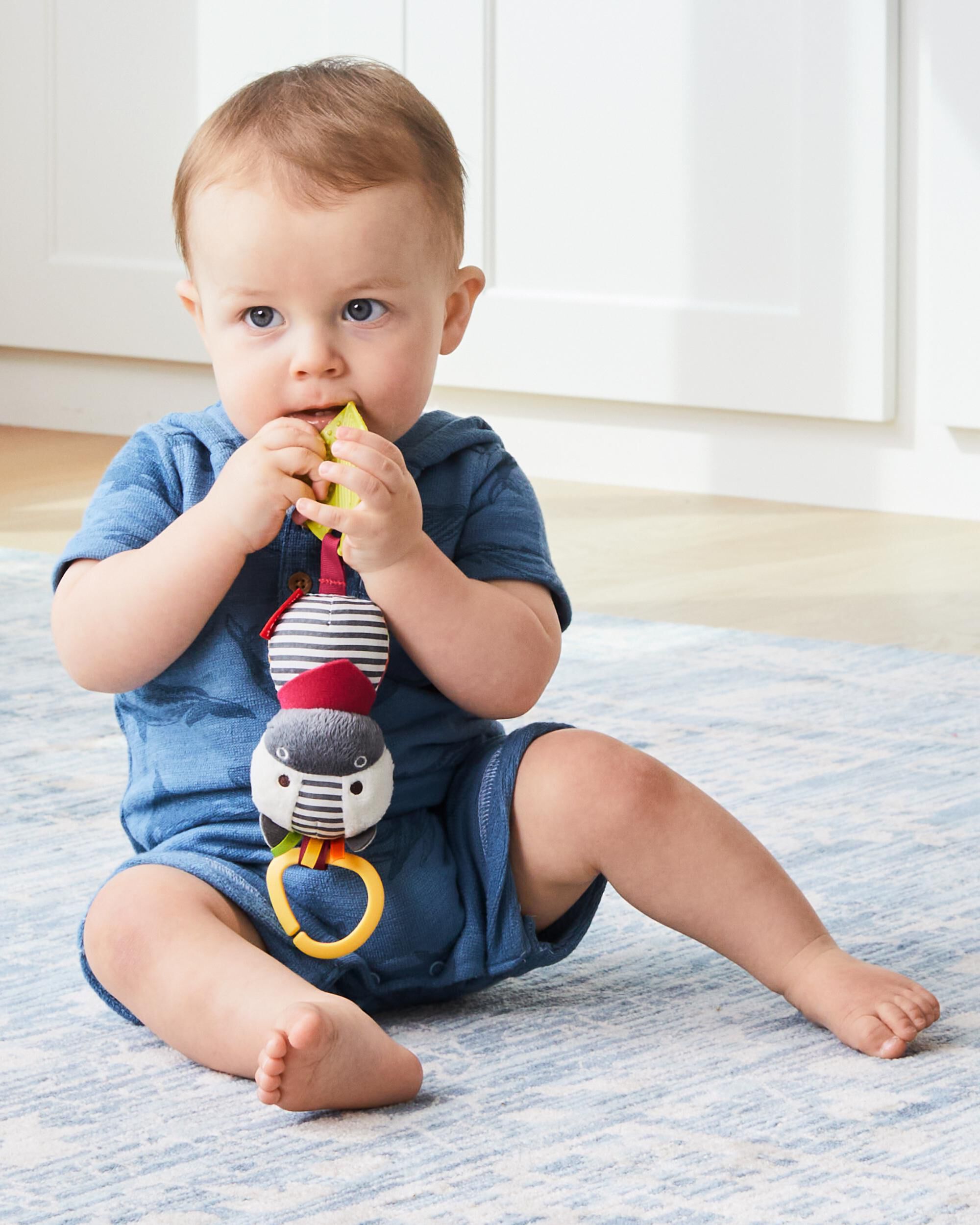 Bandana buddies chime hot sale & teethe toy