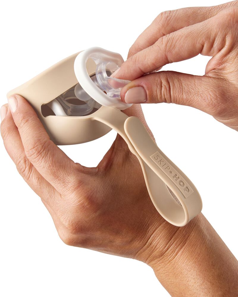 Silicone Pacifier Holder - Oat
, image 6 of 6 slides
