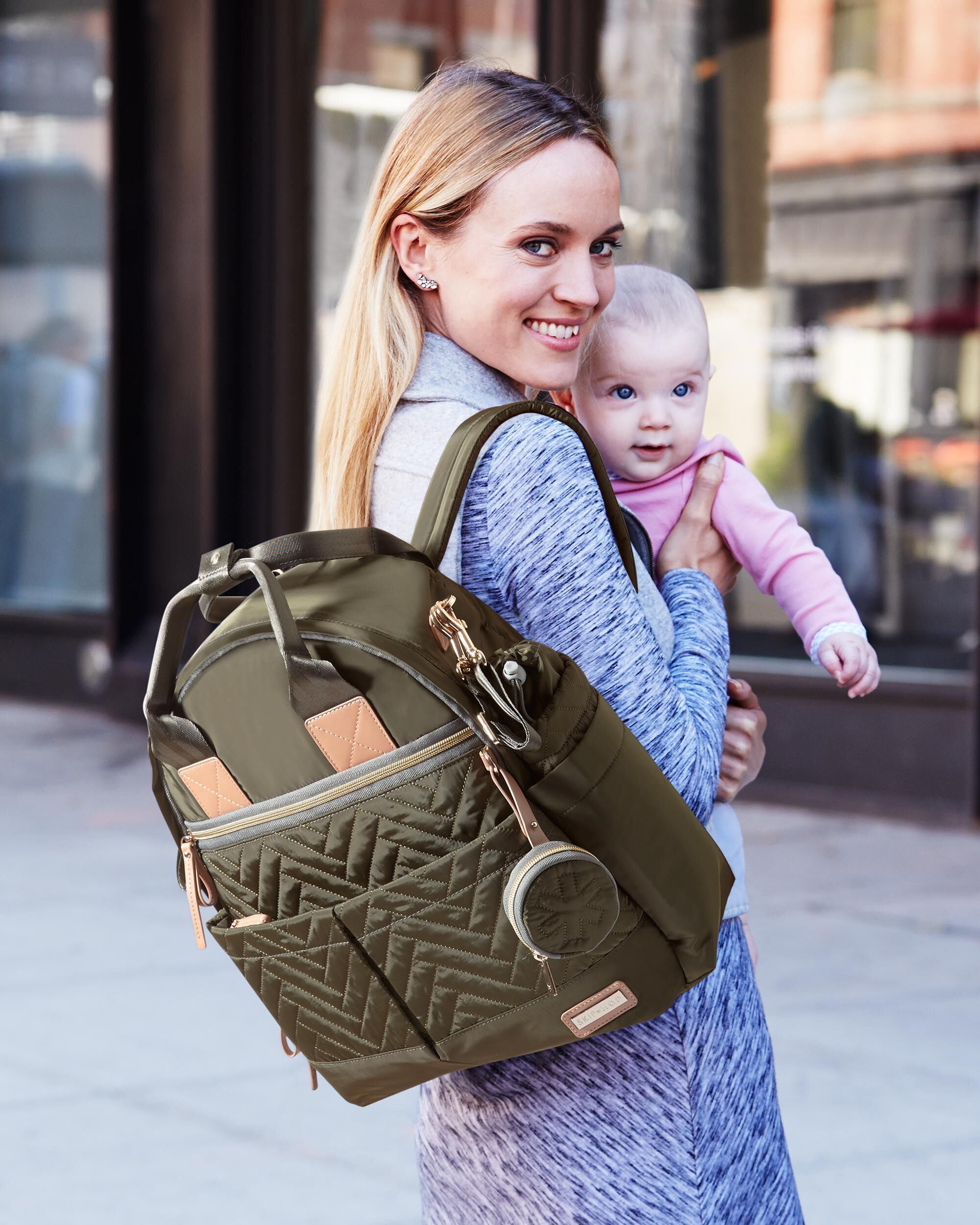 skip hop suite 6 piece diaper bag