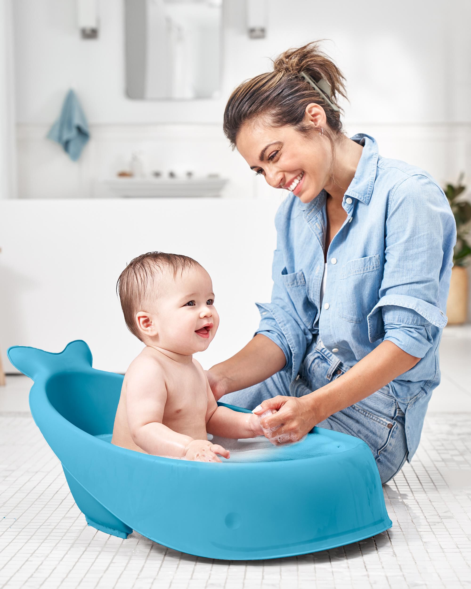 MOBY® 3-Stage Whale Bathtub With Sling, image 10 of 16 slides