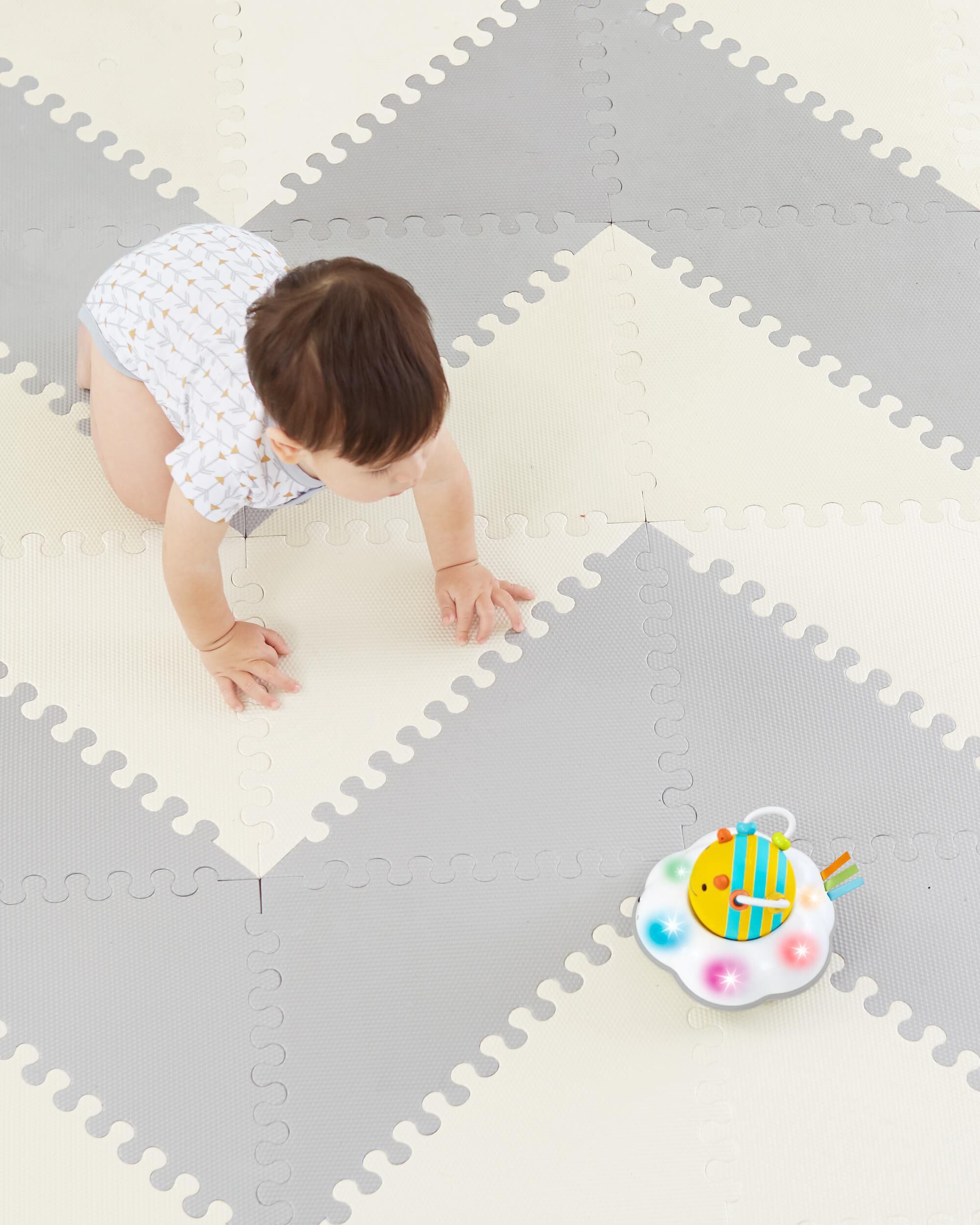 Baby GreyCream Playspot Geo Foam Floor Tiles | skiphop.com
