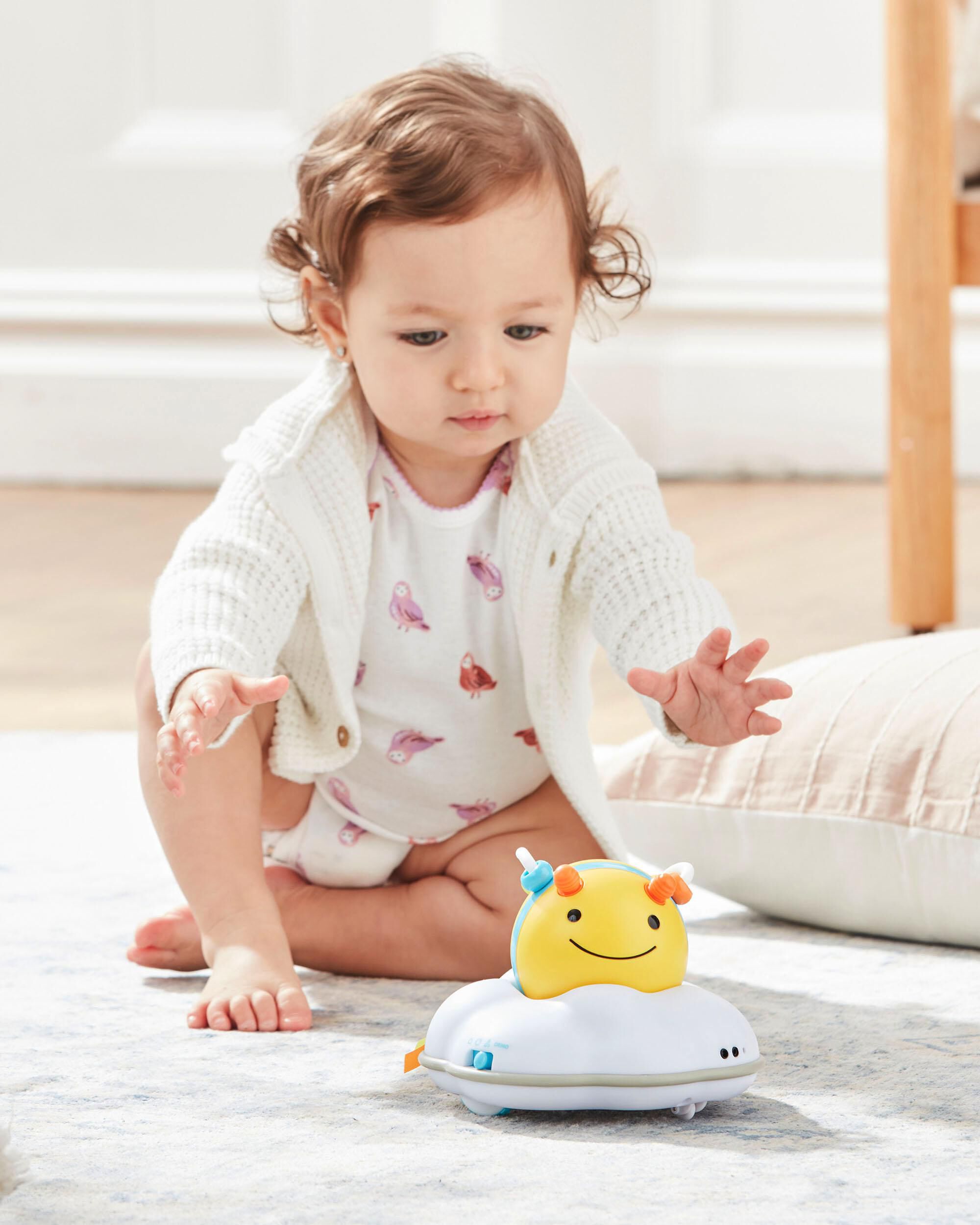 Explore & More Follow-Bee Baby Crawl Toy, 