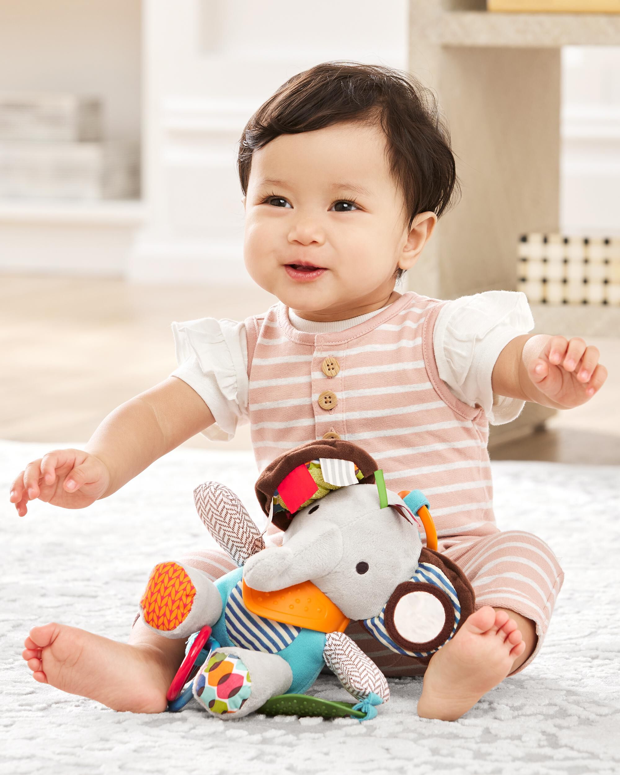 Elephant Bandana Buddies Baby Activity Toy skiphop