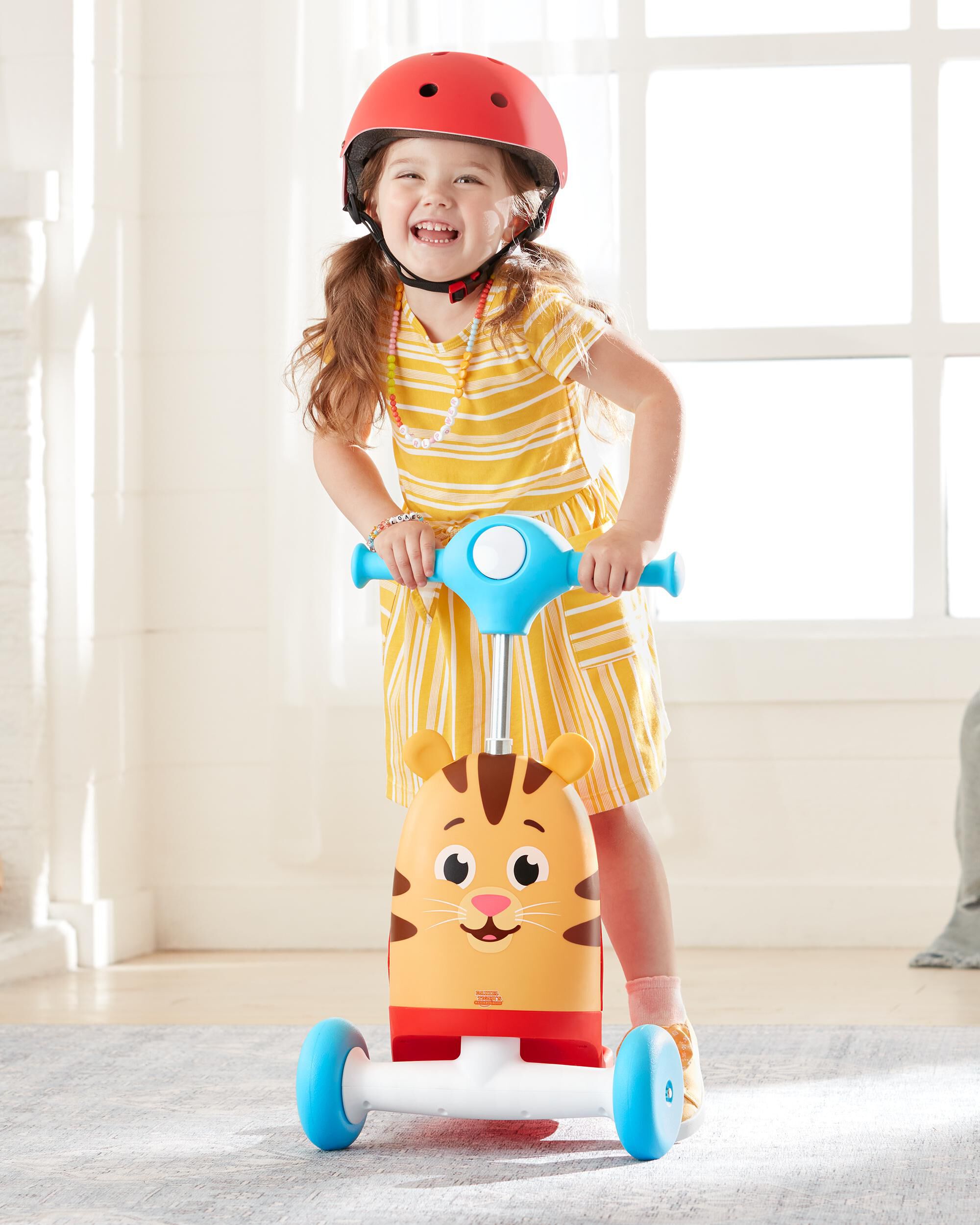Daniel Tiger 3-in-1 Ride-On Toy, image 9 of 11 slides