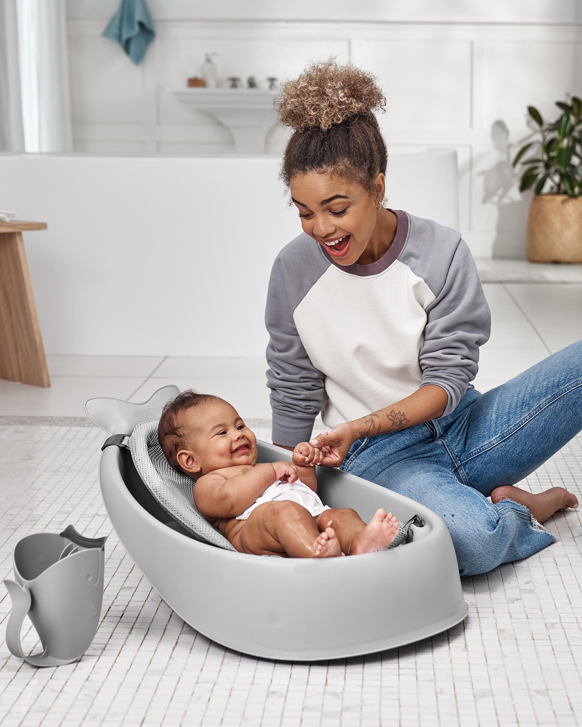 Skip hop moby baby bath grey hot sale