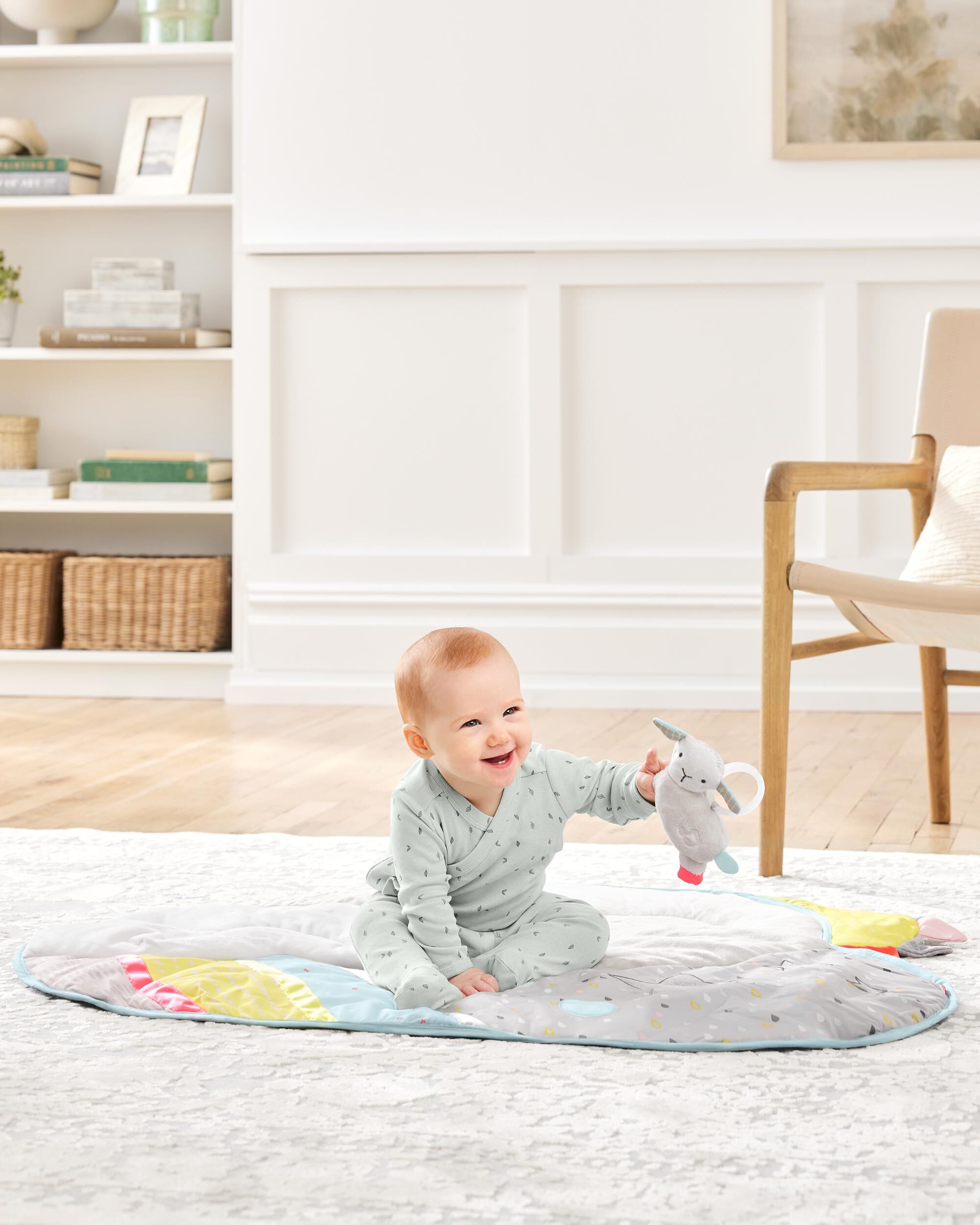Skip hop silver lining on sale cloud activity gym