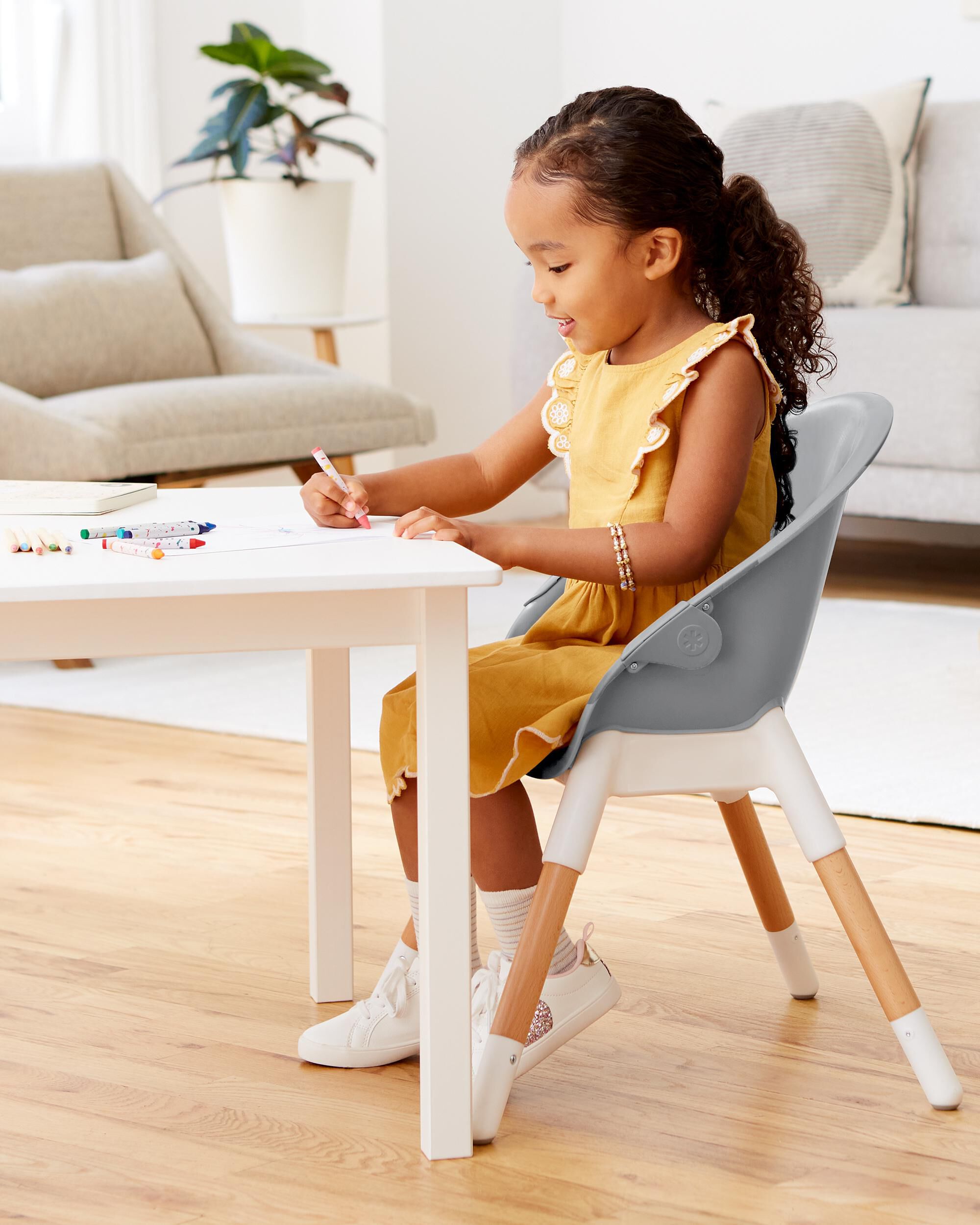 Skip hop hotsell convertible high chair