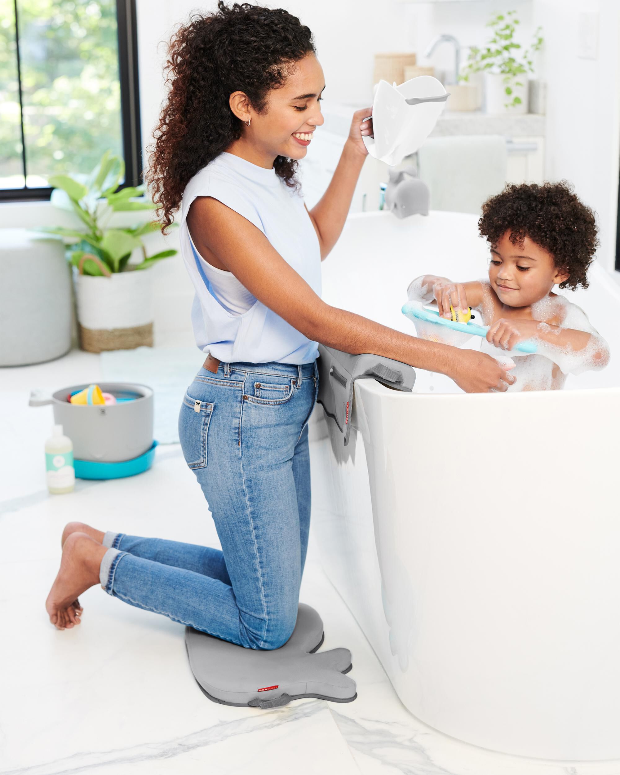 MOBY® Waterfall Bath Rinser - White, image 8 of 13 slides
