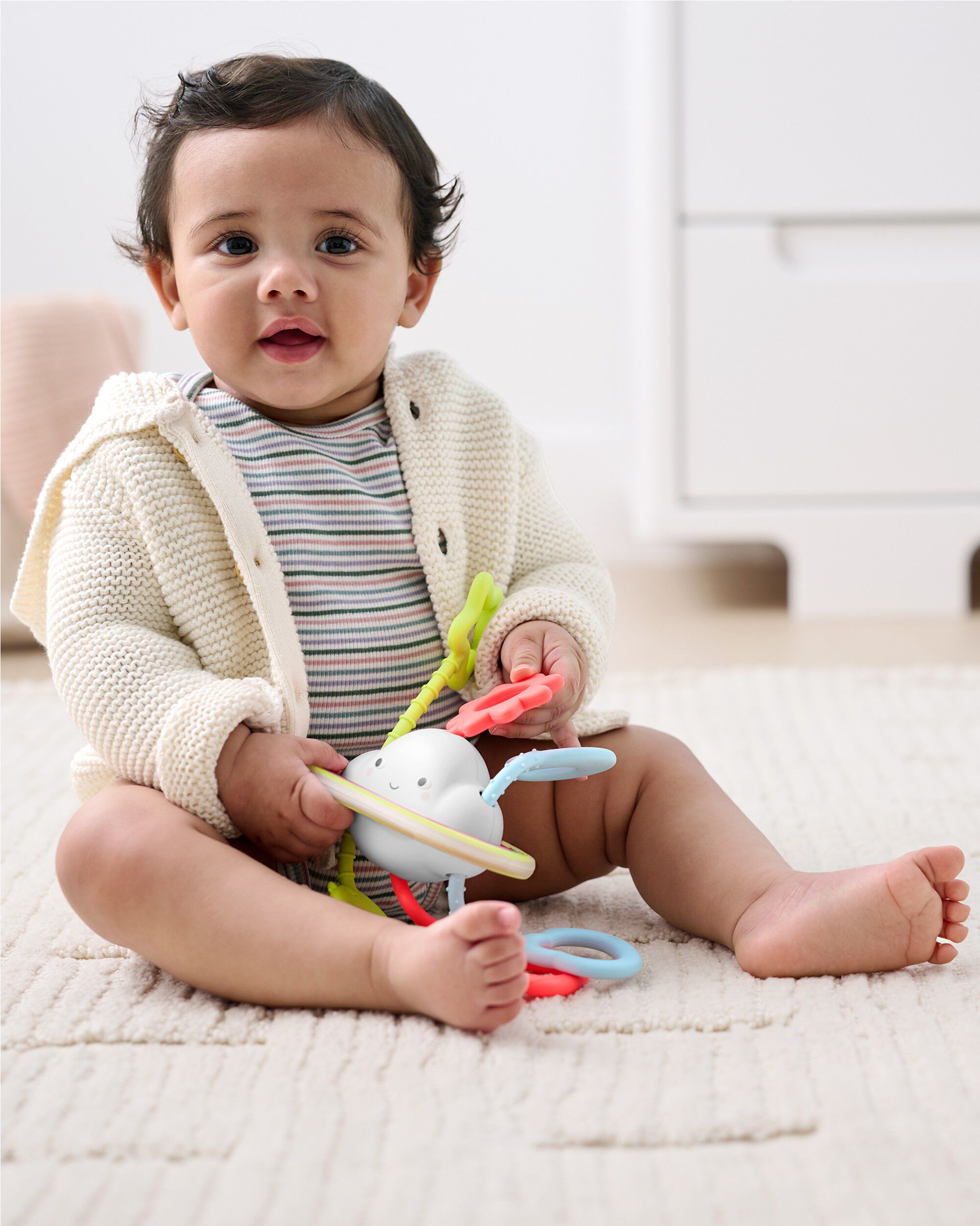Baby Silver Lining Cloud Pull & Play Baby Sensory Toy, image 5 of 5 slides