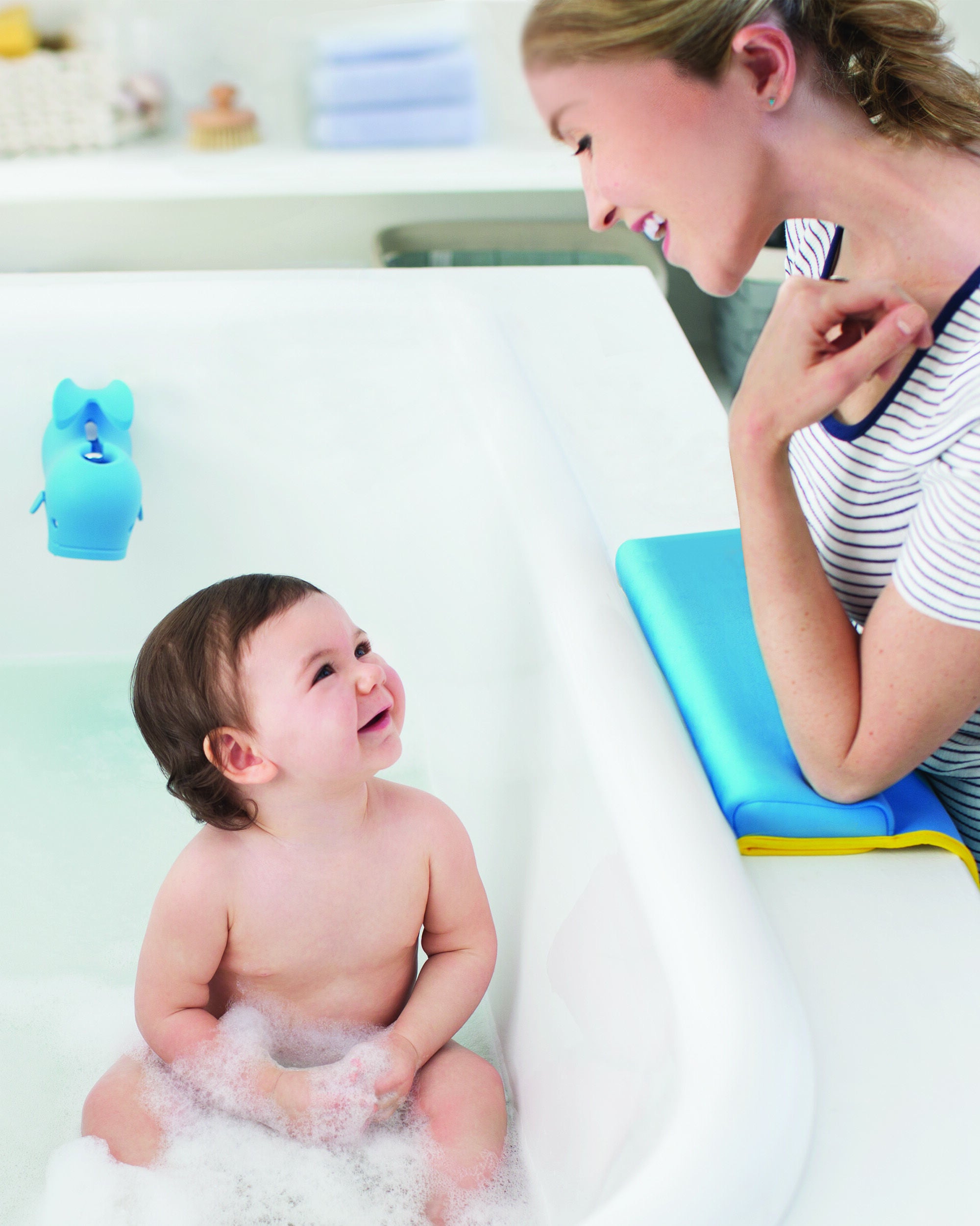 skip hop moby bathtime essentials kit