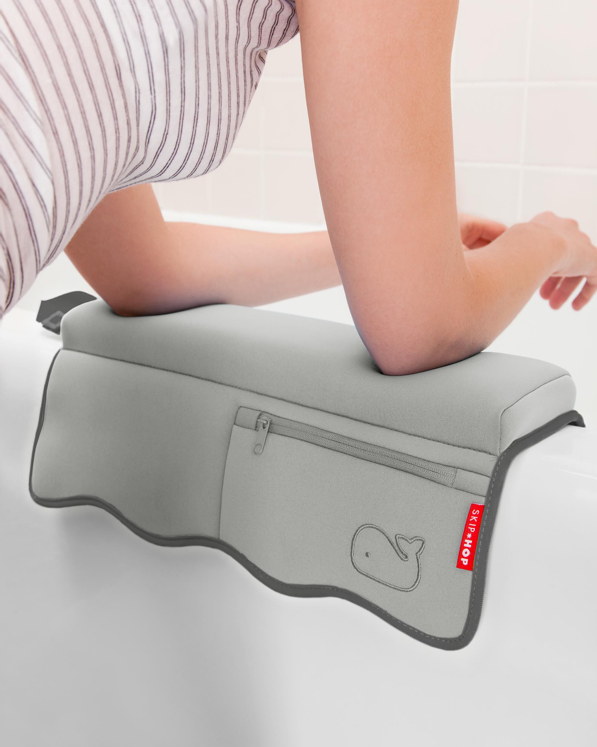 Skip hop store moby bathtub gray