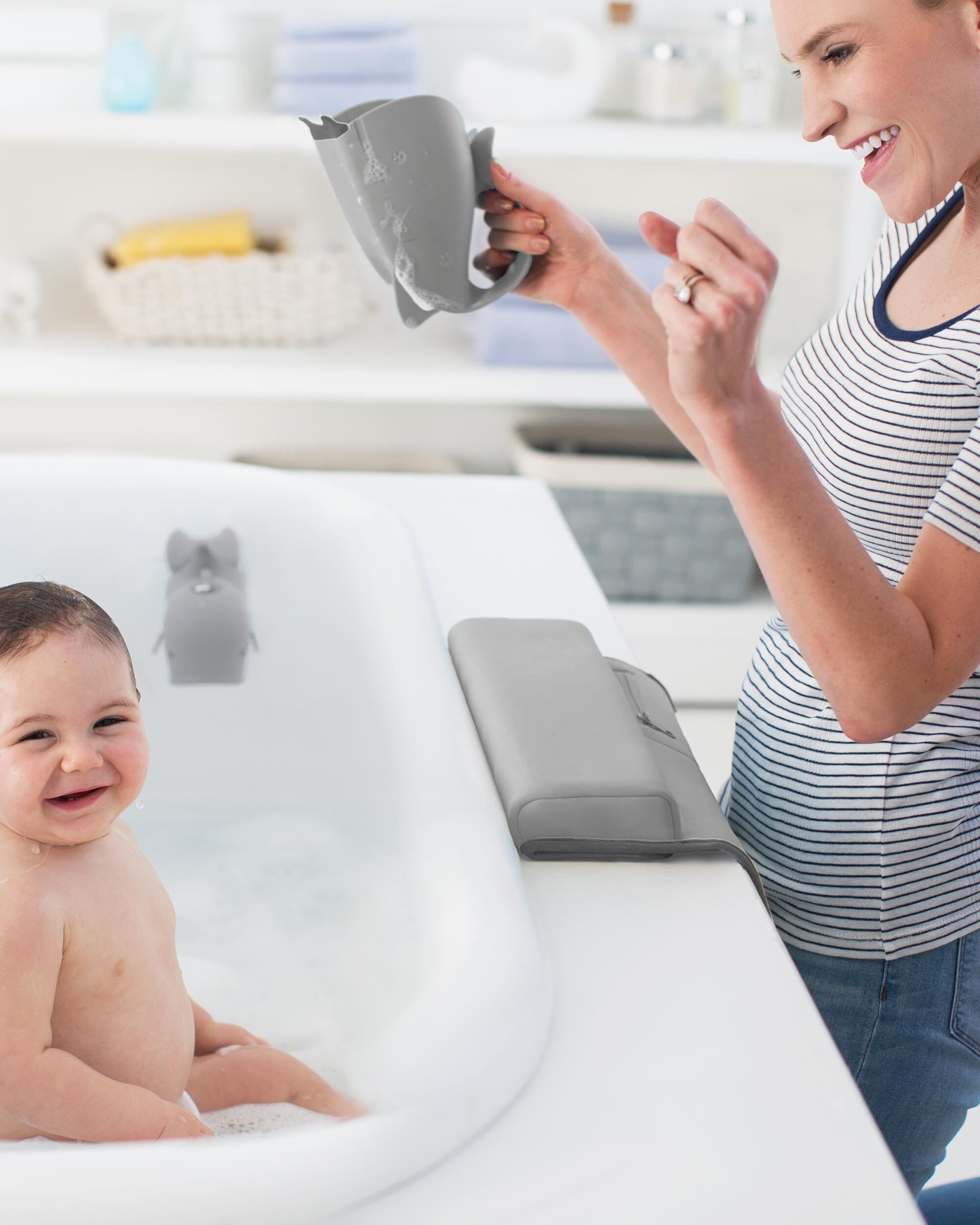 Grey Skip Hop Moby Baby Bath Elbow Rest Grey Skip Hop Moby Baby Bath Elbow Rest