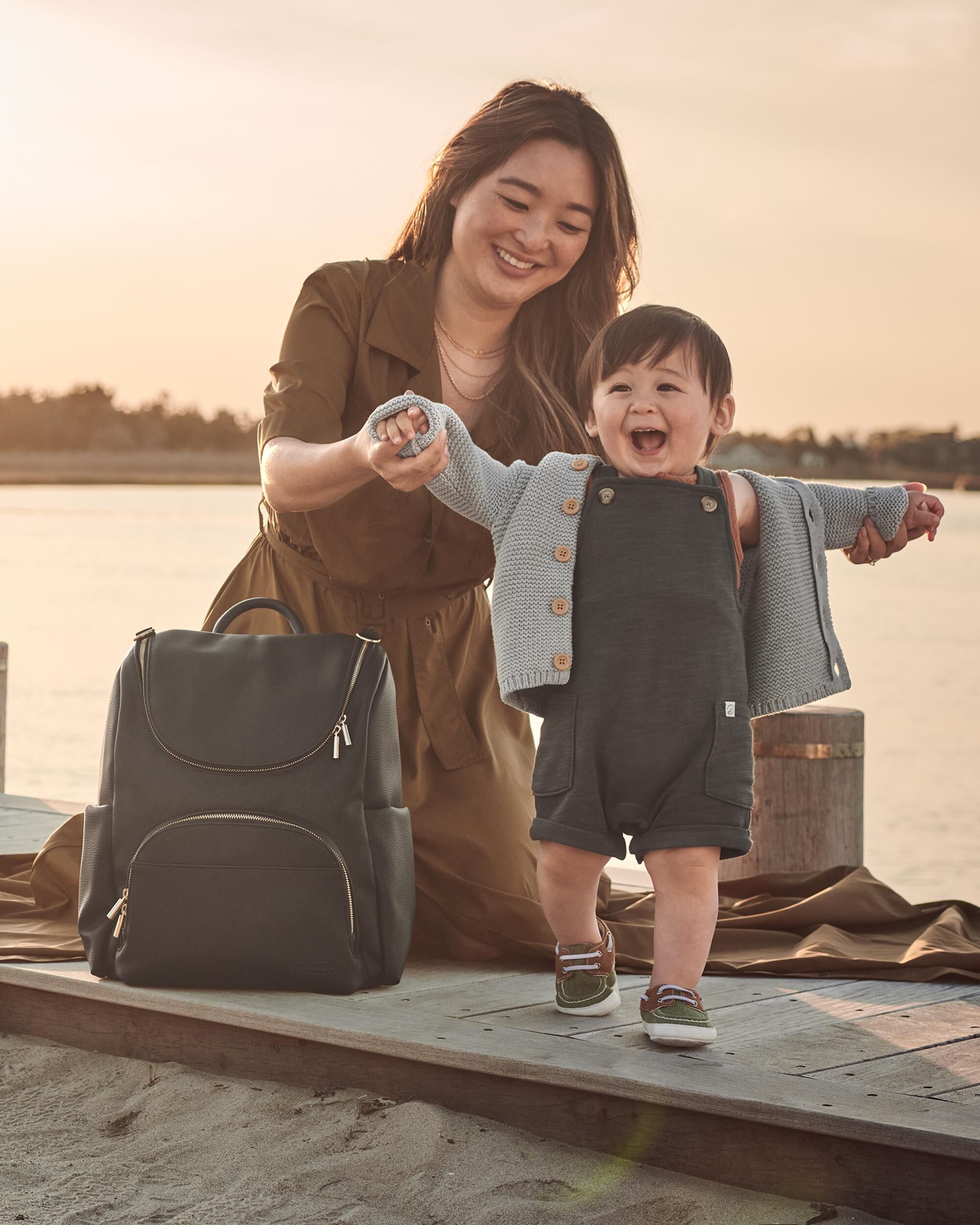 Evermore 6-in-1 Diaper Backpack Set, image 7 of 18 slides