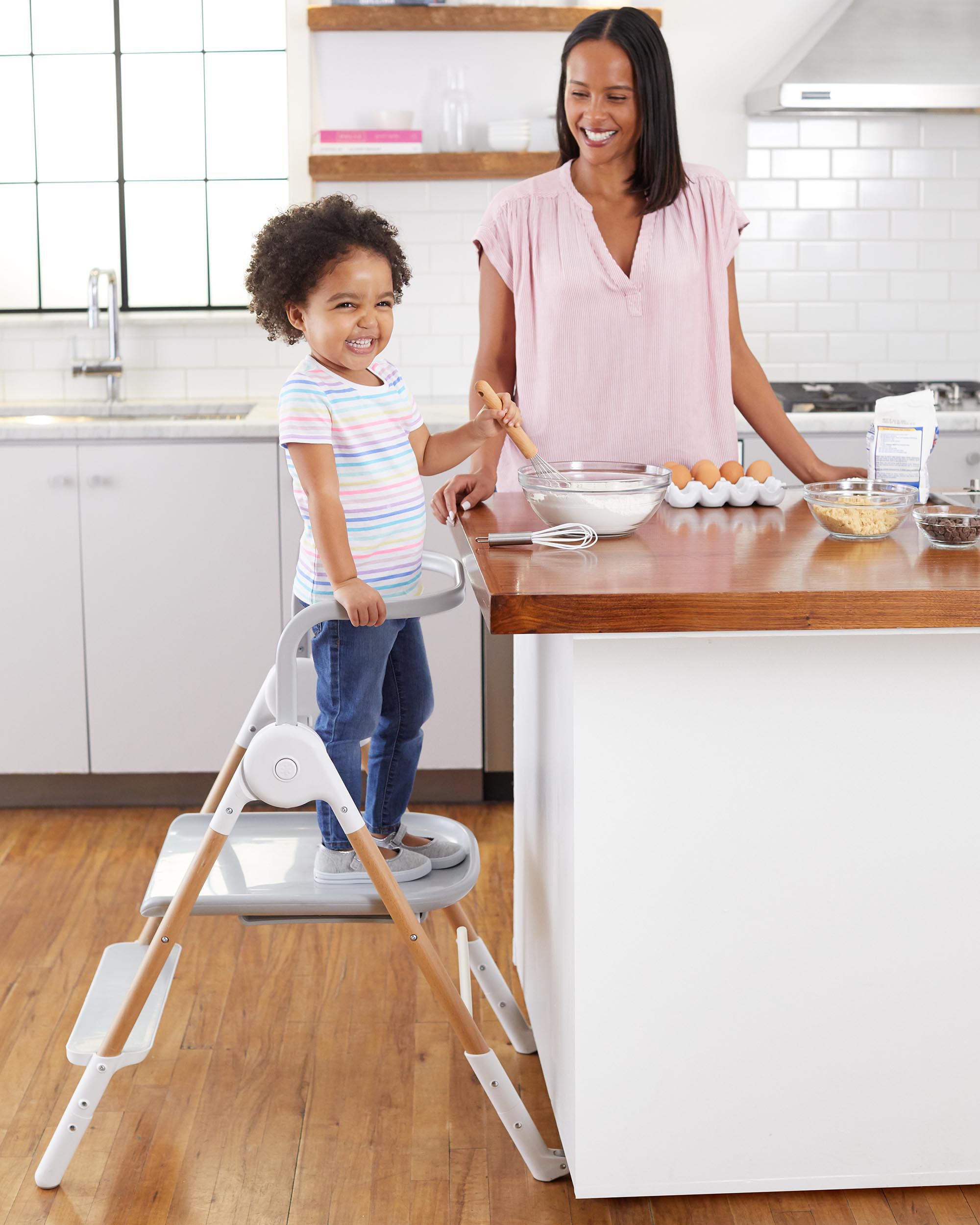 Skip hop table discount chairs