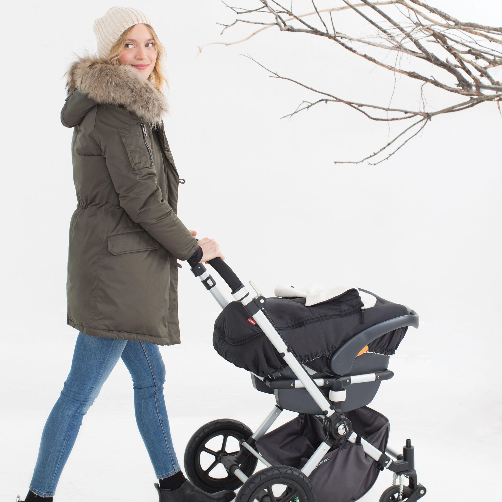 STROLL & GO Car Seat Cover | Skiphop.com STROLL & GO Car Seat Cover | Skiphop.com