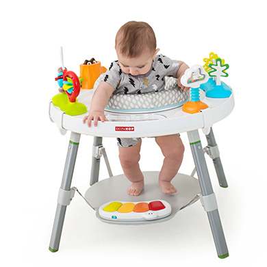 Skip Hop Explore & More Jumpcape Saltador plegable para bebés con contador  de rebotes, multicolor