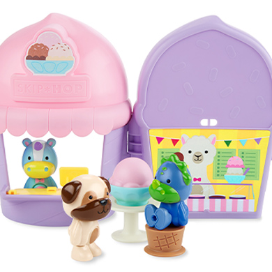 pair Zoo crew Figure Set with play sets and toys